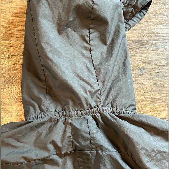 Nike Futbol Club (FC) Short Sleeve Warm Up Windbreaker - Picture 7 of 11